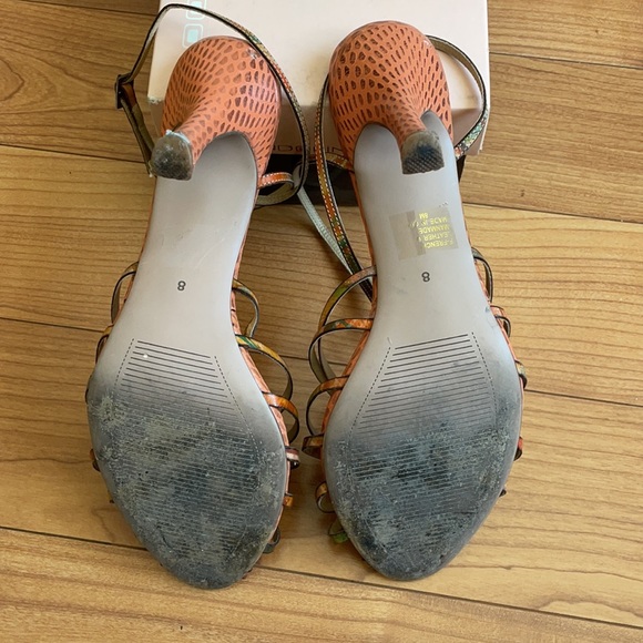 Bandolino Strappy Sandals - Picture 3 of 6